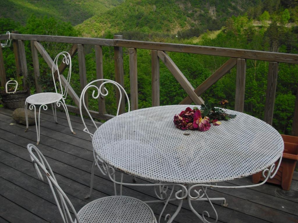 Chambres D'Hotes Les Terrasses De Cailla Екстериор снимка